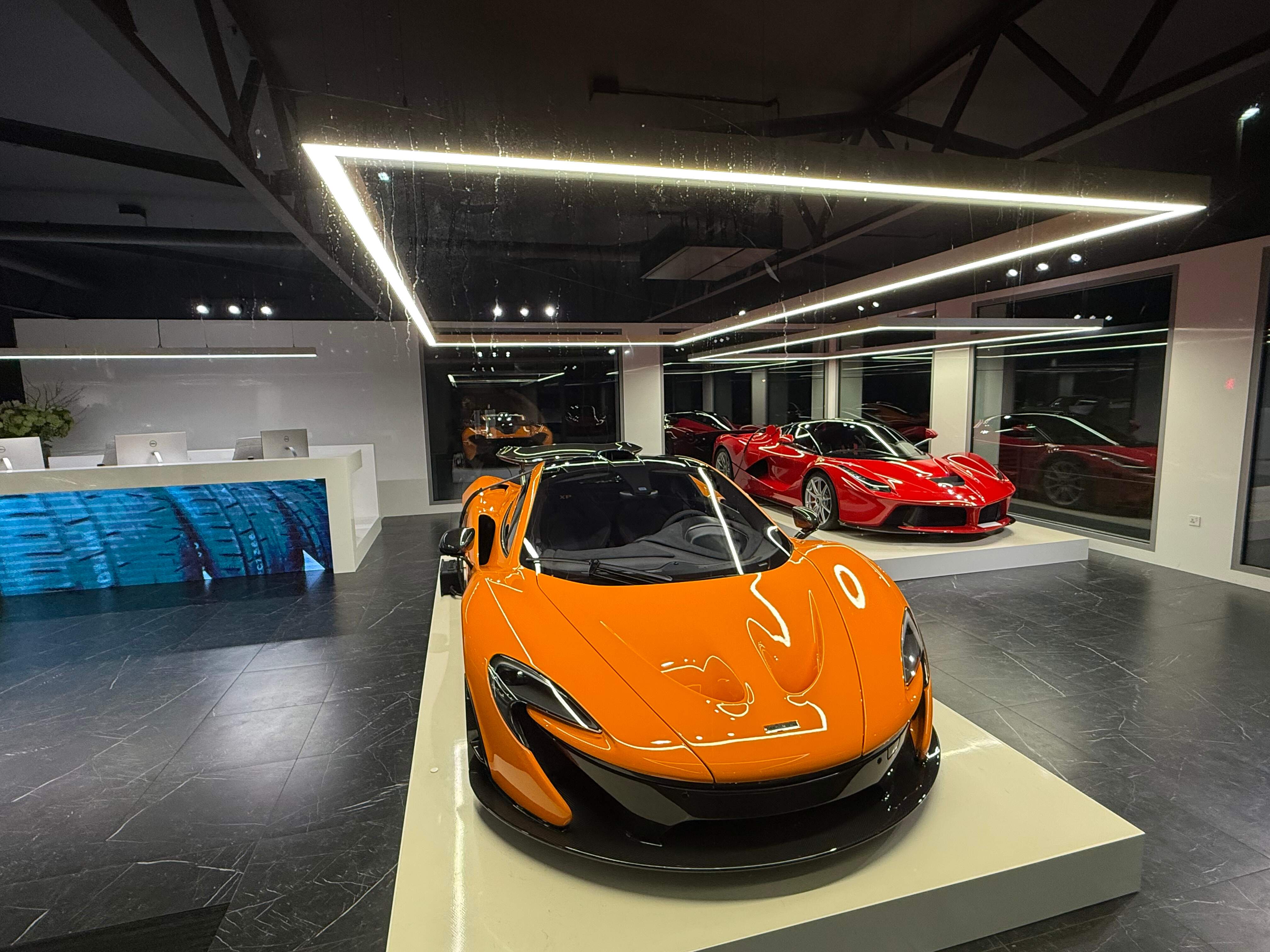 Chauffeuring Lanzante Limited – Luxury Transport for Exclusive Events