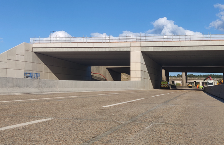 M25 Junction 10 Closure – Travel Seamlessly with Plus Chauffeurs