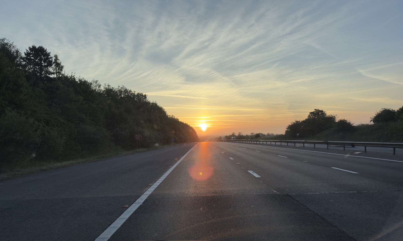 The Beauty of Early Morning Chauffeur Travel: Southampton to Heathrow at Dawn