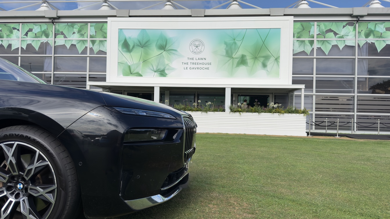 Wimbledon Chauffeur Service from Southampton | Day Hire & Wait and Return