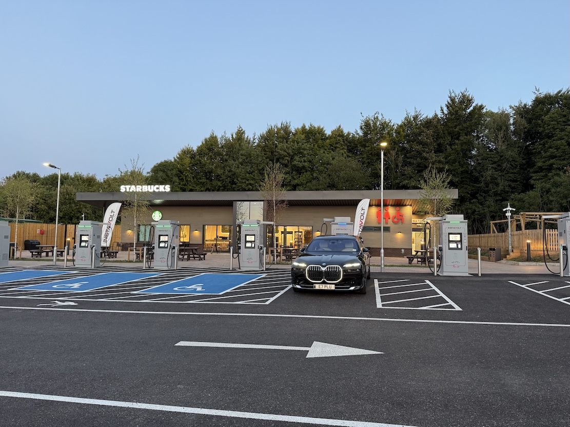 Charge, Sip, Go — BMW i7 at InstaVolt Winchester (and what it really costs vs diesel)