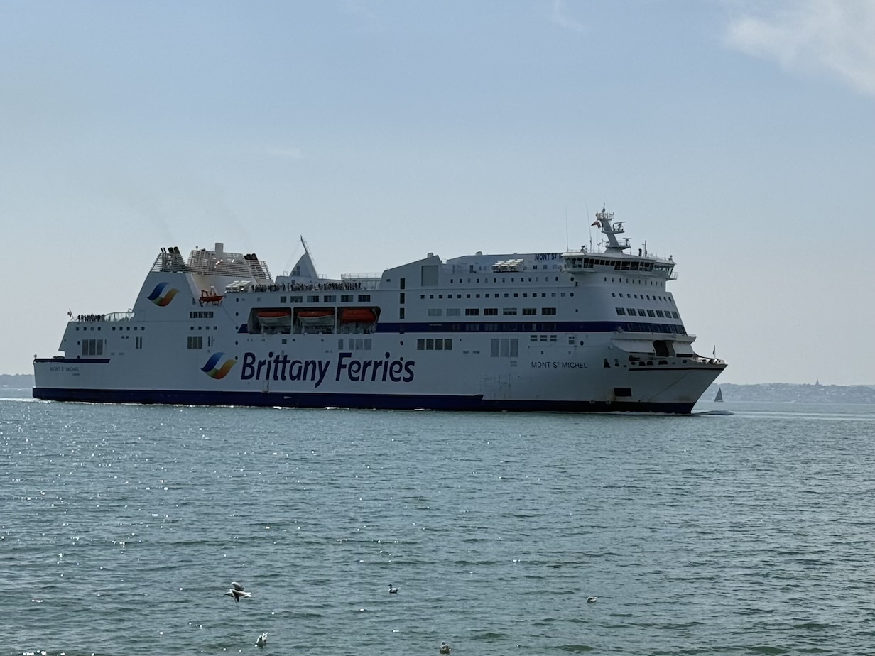 Doing the Basics Brilliantly – Ferry Port Transfer from Portsmouth to Southampton