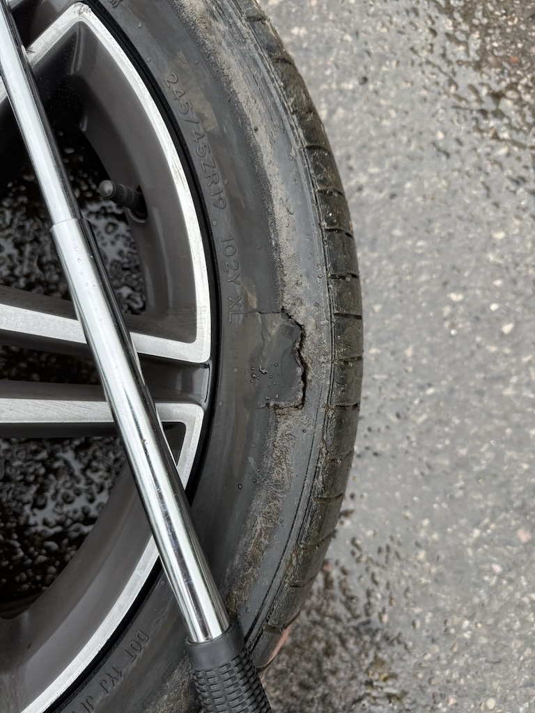 When the Road Bites Back: How We Kept a Day on Track After a Pothole Blowout