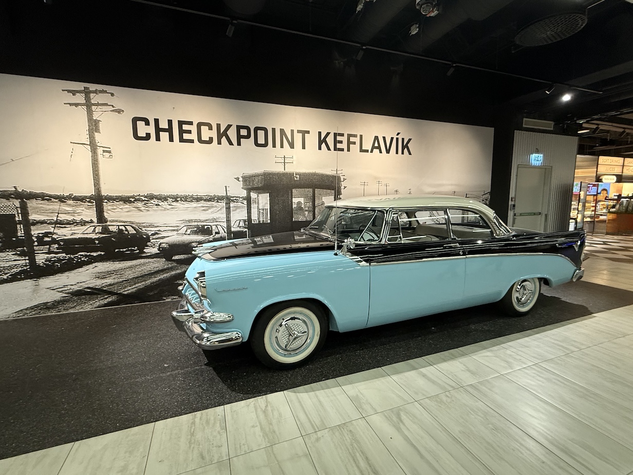 Reykjavík to Winchester — Seamless Gatwick Arrival, Family Stop, and Southampton Finish